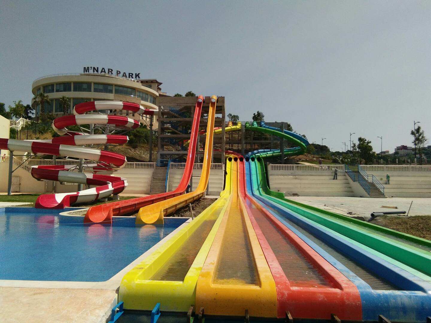 摩洛哥丹吉爾M'nar水上樂(lè)園 人工造浪設(shè)備的成功應(yīng)用與設(shè)備廠家的專(zhuān)業(yè)合作